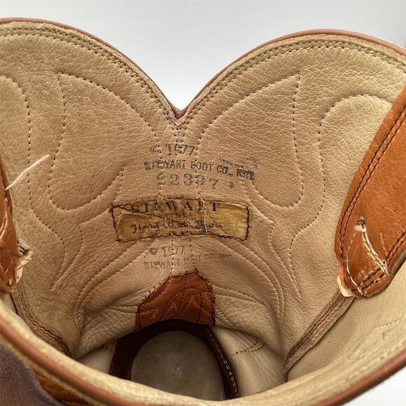 Vintage 1977 Stewart Boot Co. Western Cowboy Boots Brown Leather 9.5 D - Picture 10 of 12